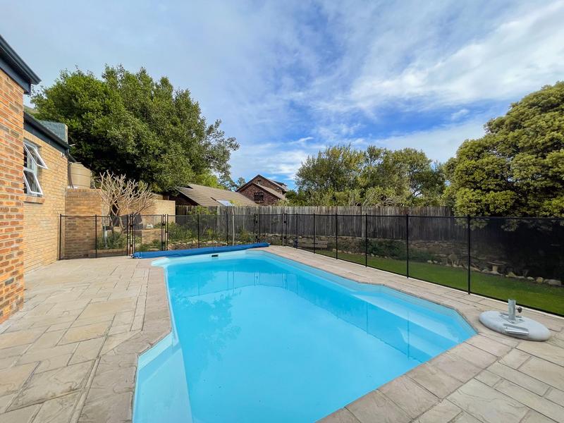 4 Bedroom Property for Sale in Hout Bay Western Cape